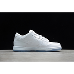 DUNK SB LOW WHITE ICE WHITE