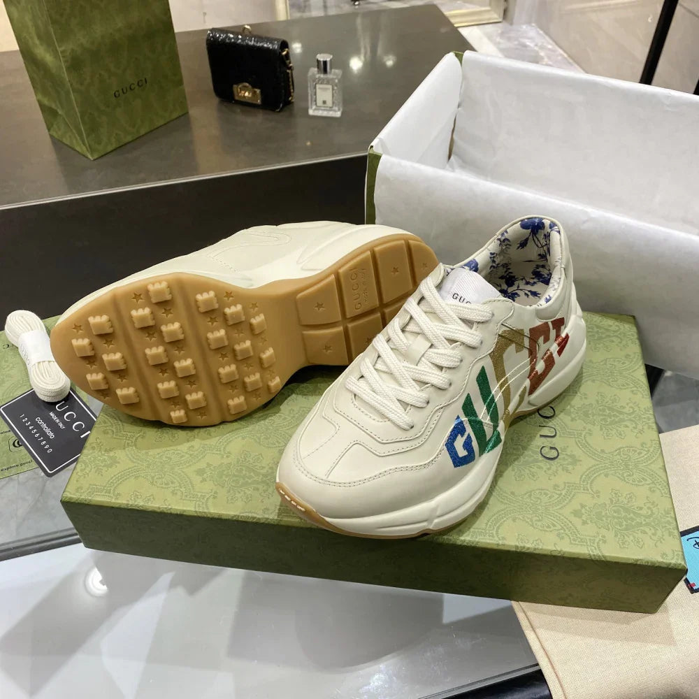Rhyton Gucci