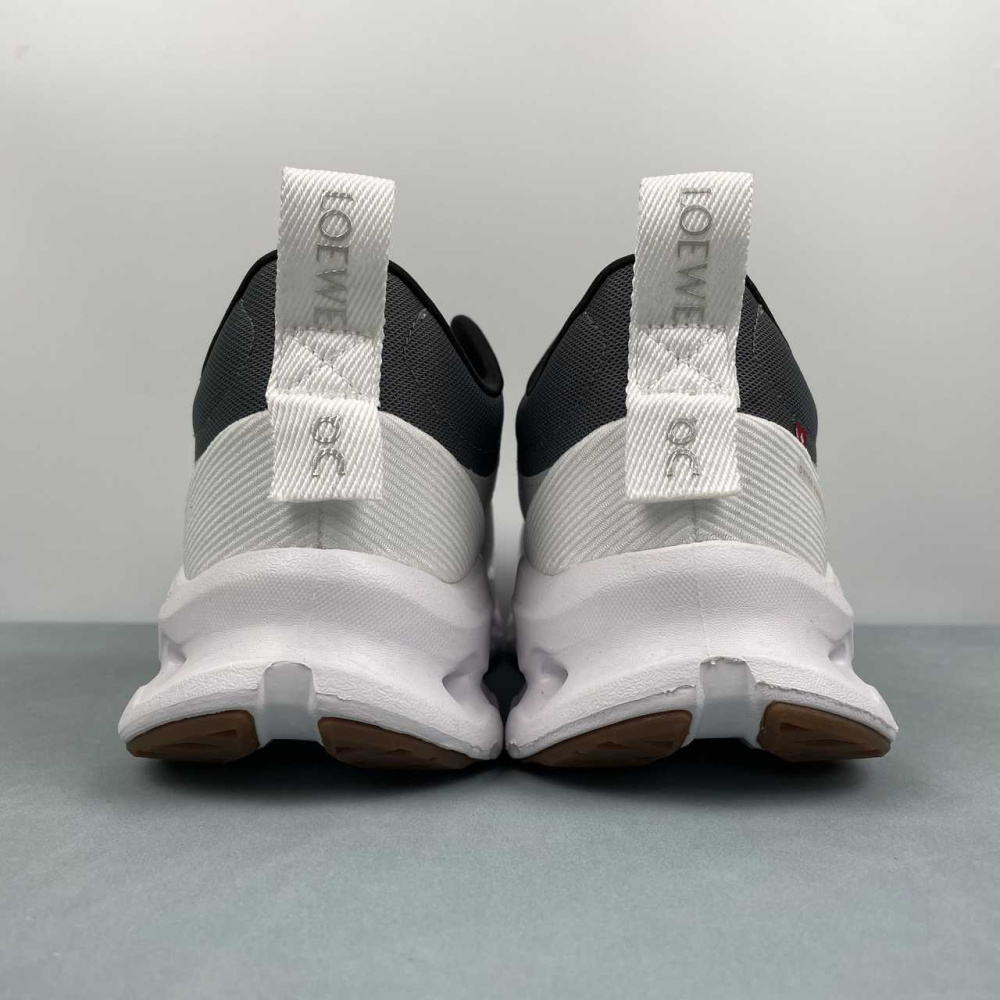 Tênis On Cloudtilt x LOEWE Branco/Cinza