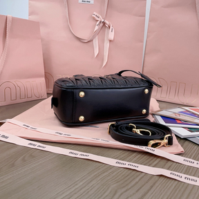 Bolsa MiuMiu Tote Arcadie 22x10.5x7.5cm (Preta e outras cores)