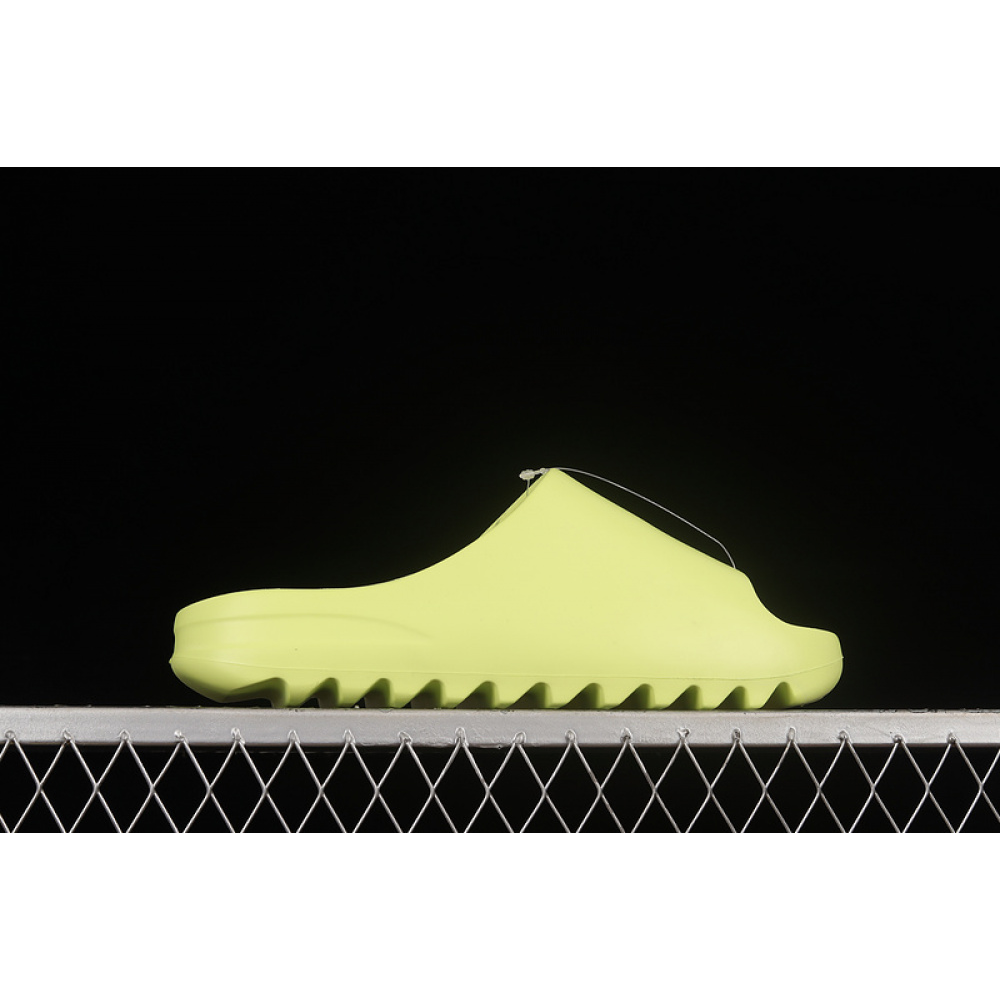 YEEZY SLIDE GLOW GREEN