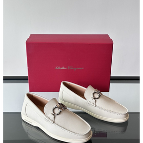 Sapato Mocassim Salvatore Ferragamo Casual Branco