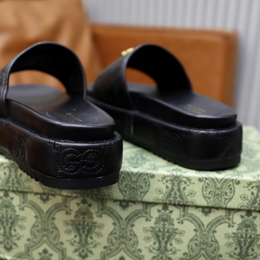 Gucci Slide Alta Preta
