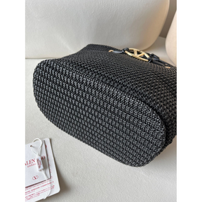 Bolsa Valentino Garavani Tote Escape em Ráfia 36x27x16cm