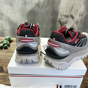 Tênis Moncler Trailgrip GTX Cinza