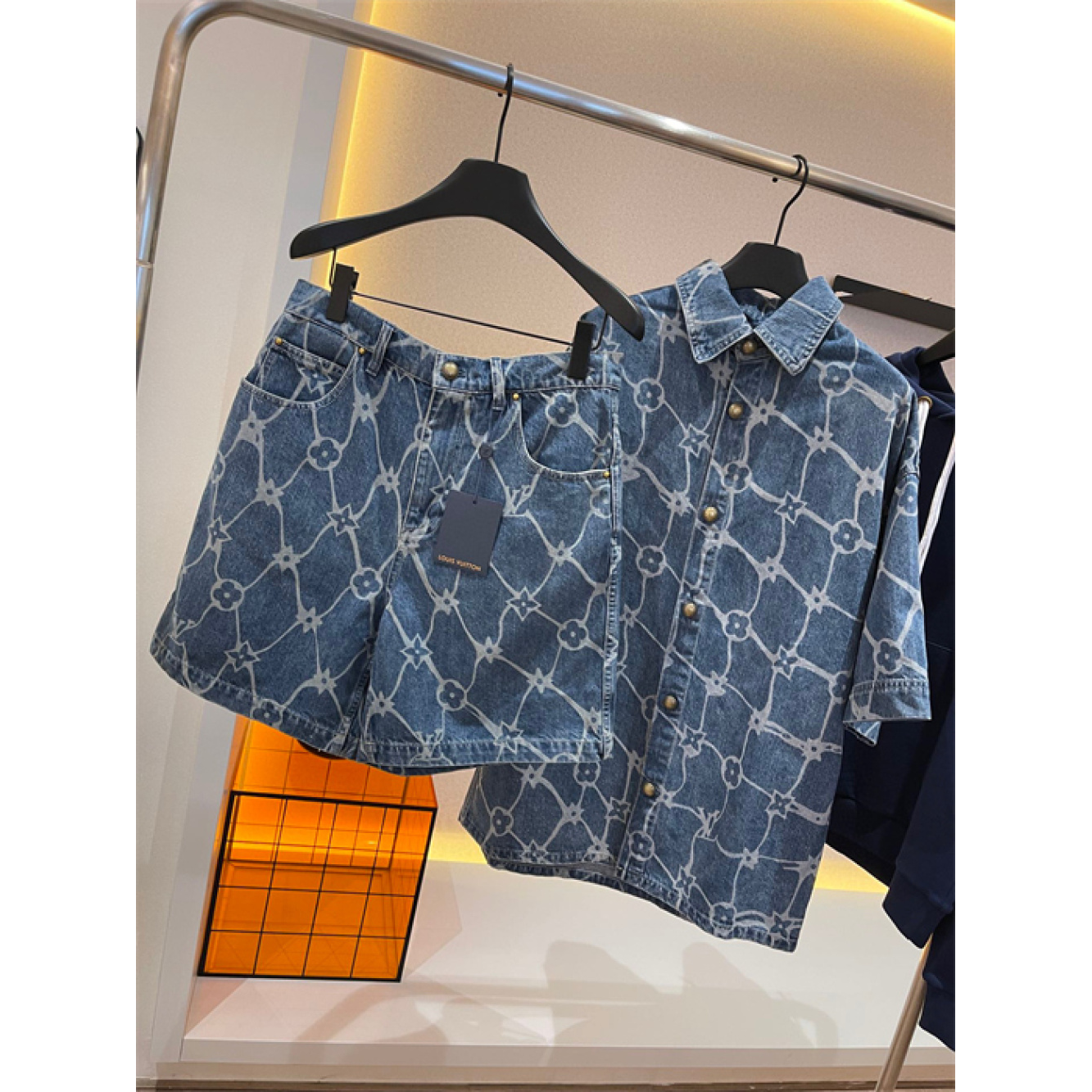 Conjunto Louis Vuitton LV Jaqueta e Bermuda Jeans Monogram Fishnet Azul índigo