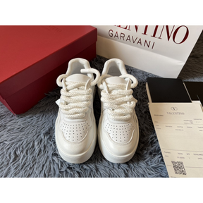Tênis Valentino Garavani One Stud Couro Branco