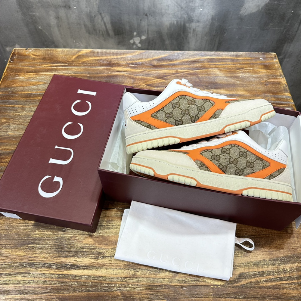 Gucci Sneaker Re-Web GG Canvas detalhe couro laranja fluorescente