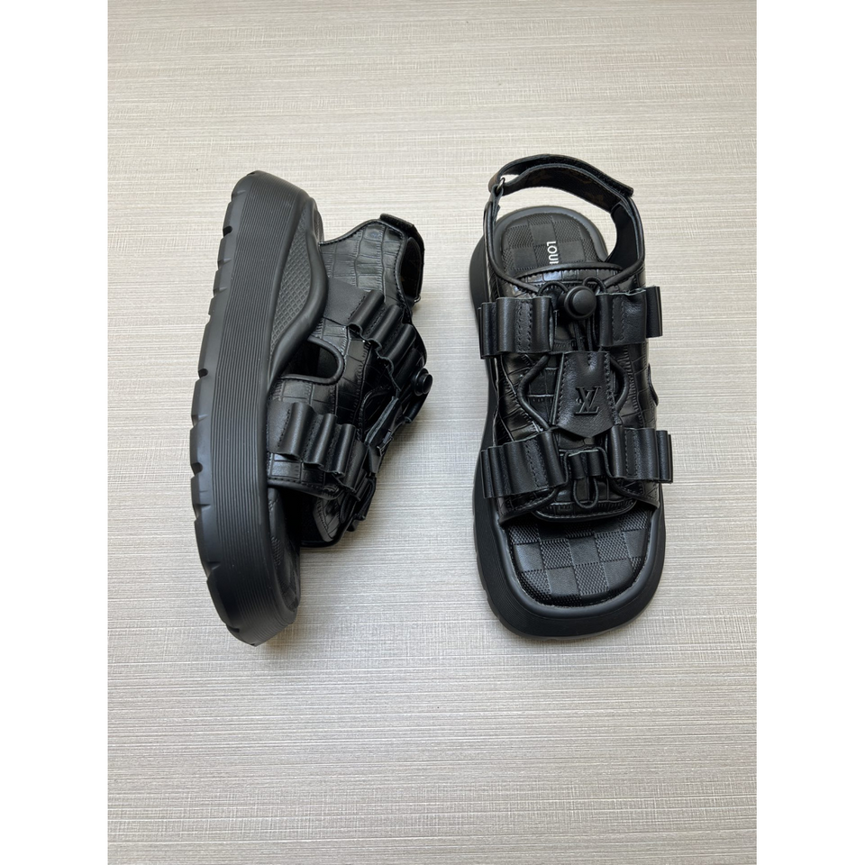 Chinelo Slide Louis Vuitton LV Flatform Chameleon Preto Sandália