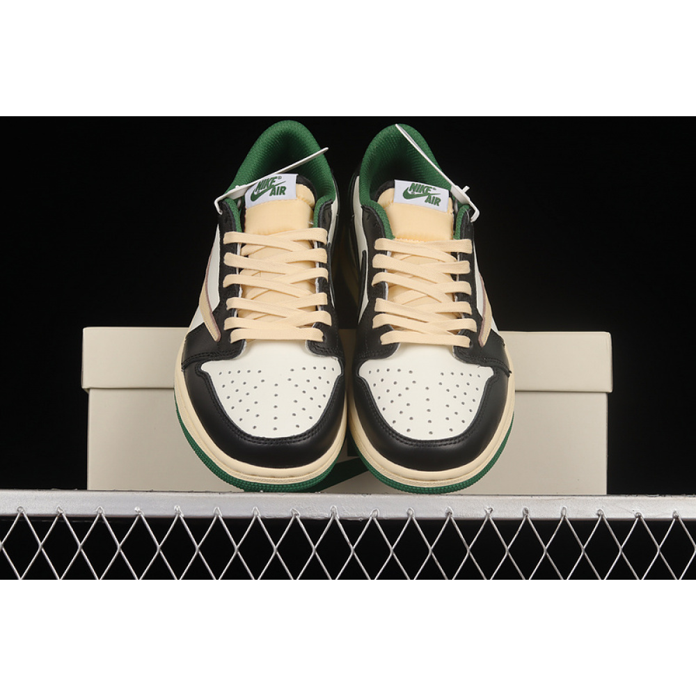 FRAGMENT DESIGN X TRAVIS SCOTT X AIR JORDAN 1