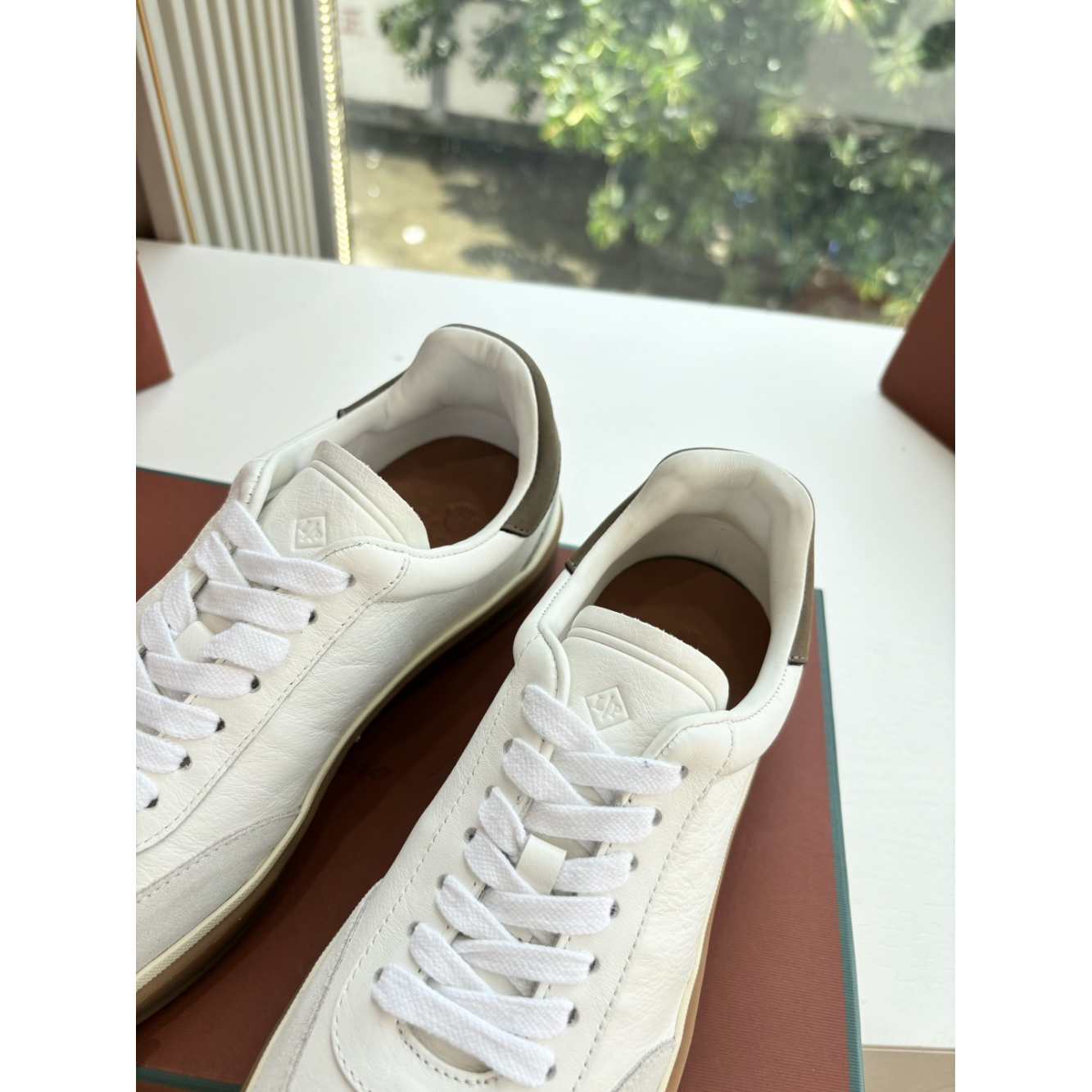 Loro Piana Tênis Walk Branco Camurça