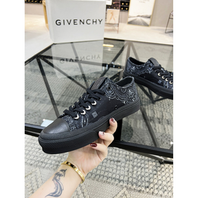 Tênis Givenchy Black
