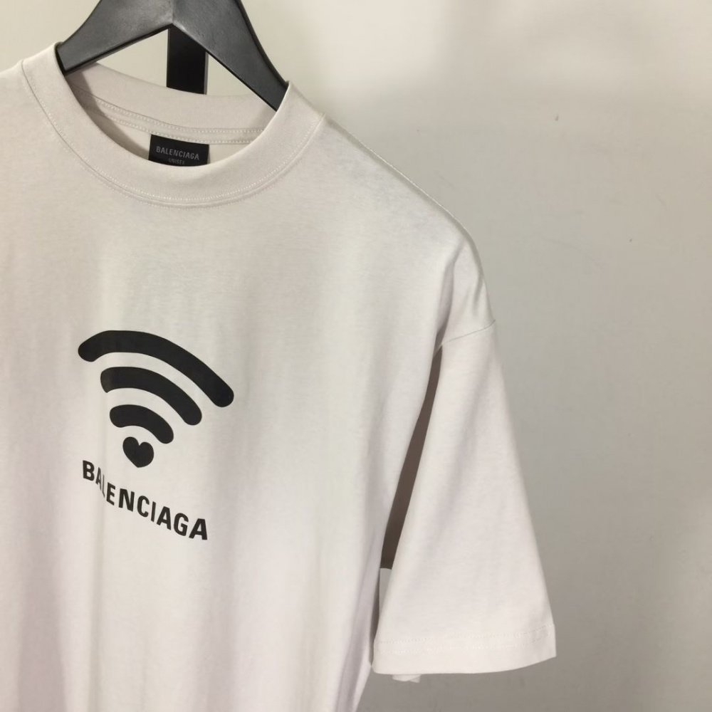 Camiseta de Algodão Balenciaga Lo_ve Fit Branca
