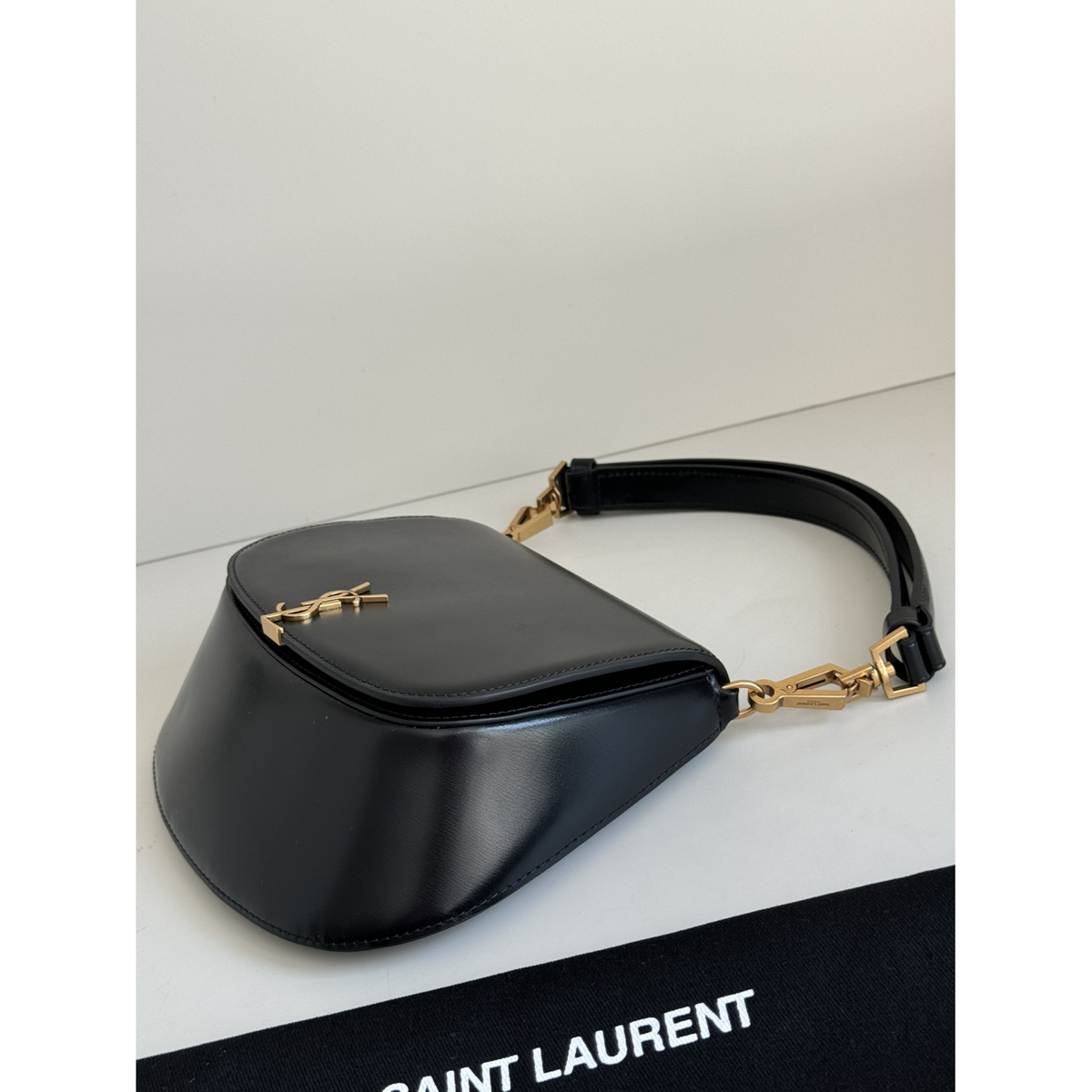 Bolsa Saint Laurent YSL Voltaire em Couro Box 17.5x21x8CM (três cores)