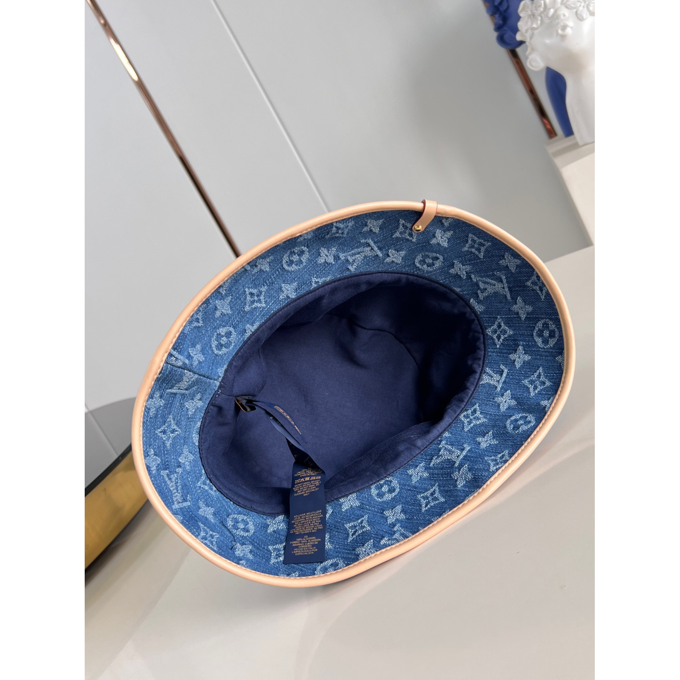 Bucket Louis Vuitton Remix monogram