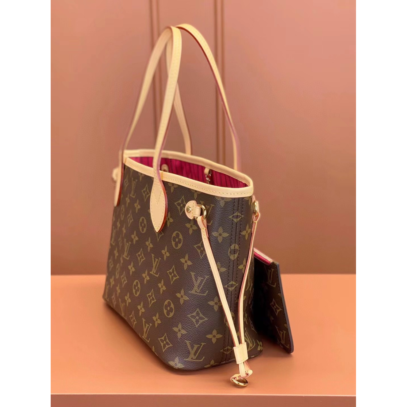 Bolsa Louis Vuitton Neverfull Monogram Canvas Interior Vermelho