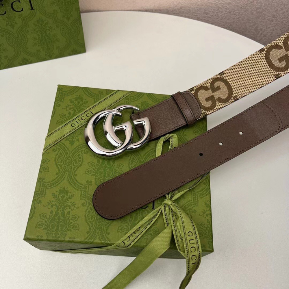 Cinto Gucci de Canvas GG Marmont Marron Ferragem Prata 4.0cm