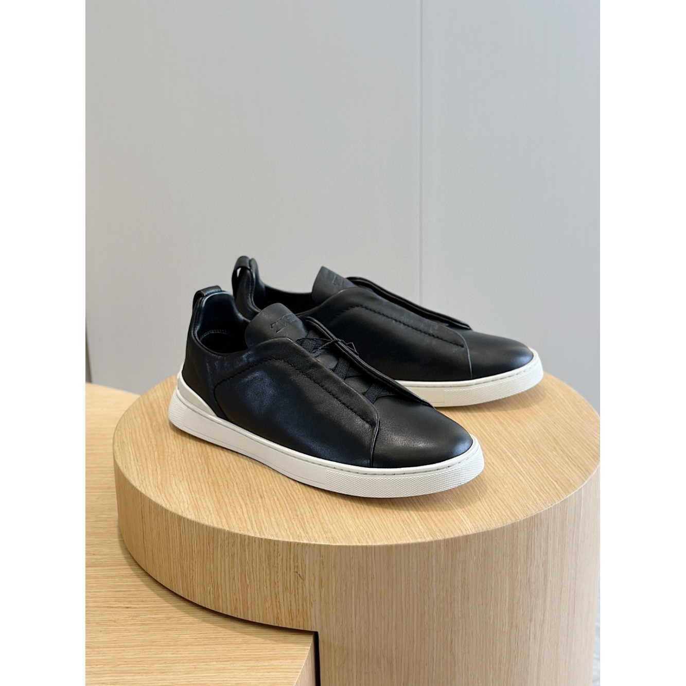 Zegna Triple Stitch Secondskin Couro Preto