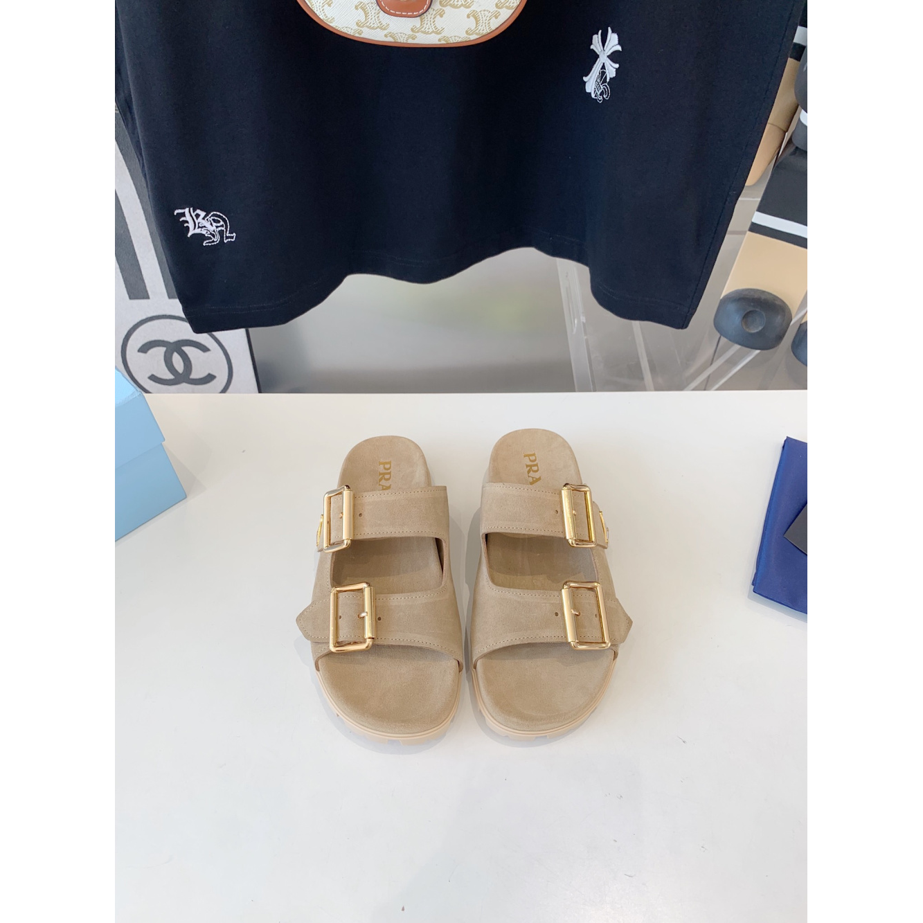 Sandália Prada Slide com tira em Camurça Bege