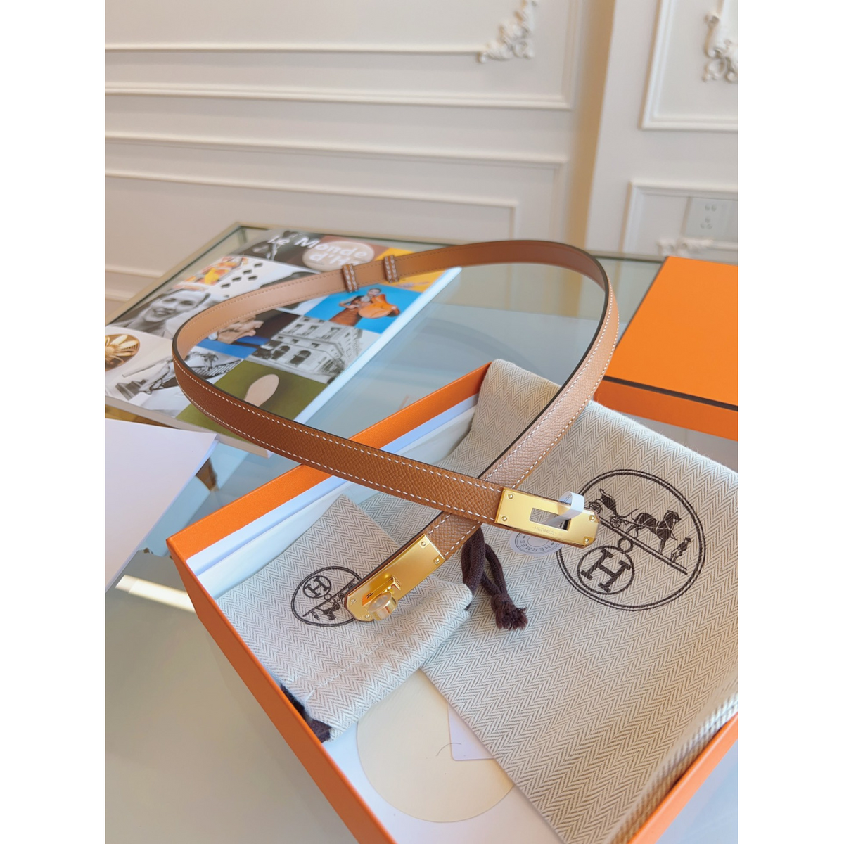 Cinto Hermès Kelly em Couro Caramelo com Fivela Kelly Dourada 1.8cm