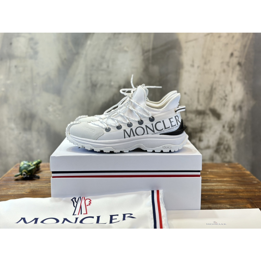 Tênis Moncler Trailgrip Lite 2 Low Top com Cadarço Branco