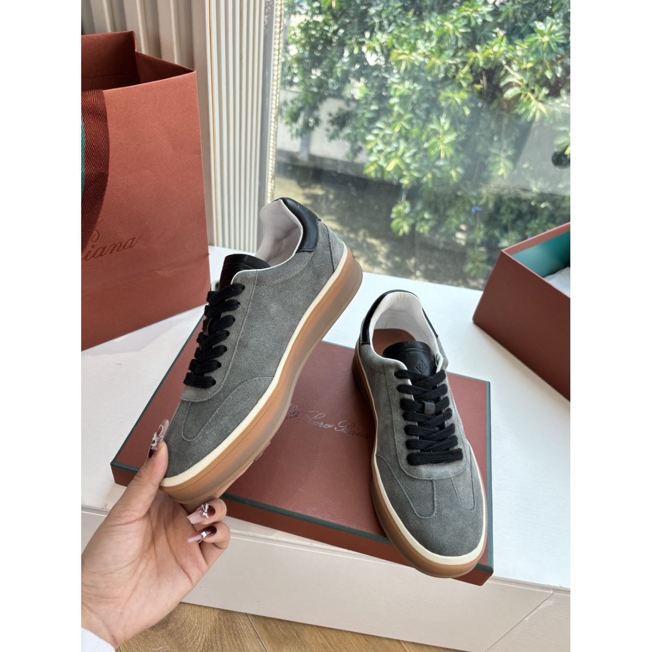 Loro Piana Tênis Walk Cinza Camurça