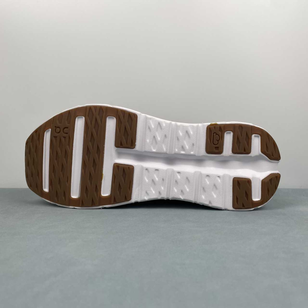 Tênis On Cloudtilt x LOEWE Branco/Cinza