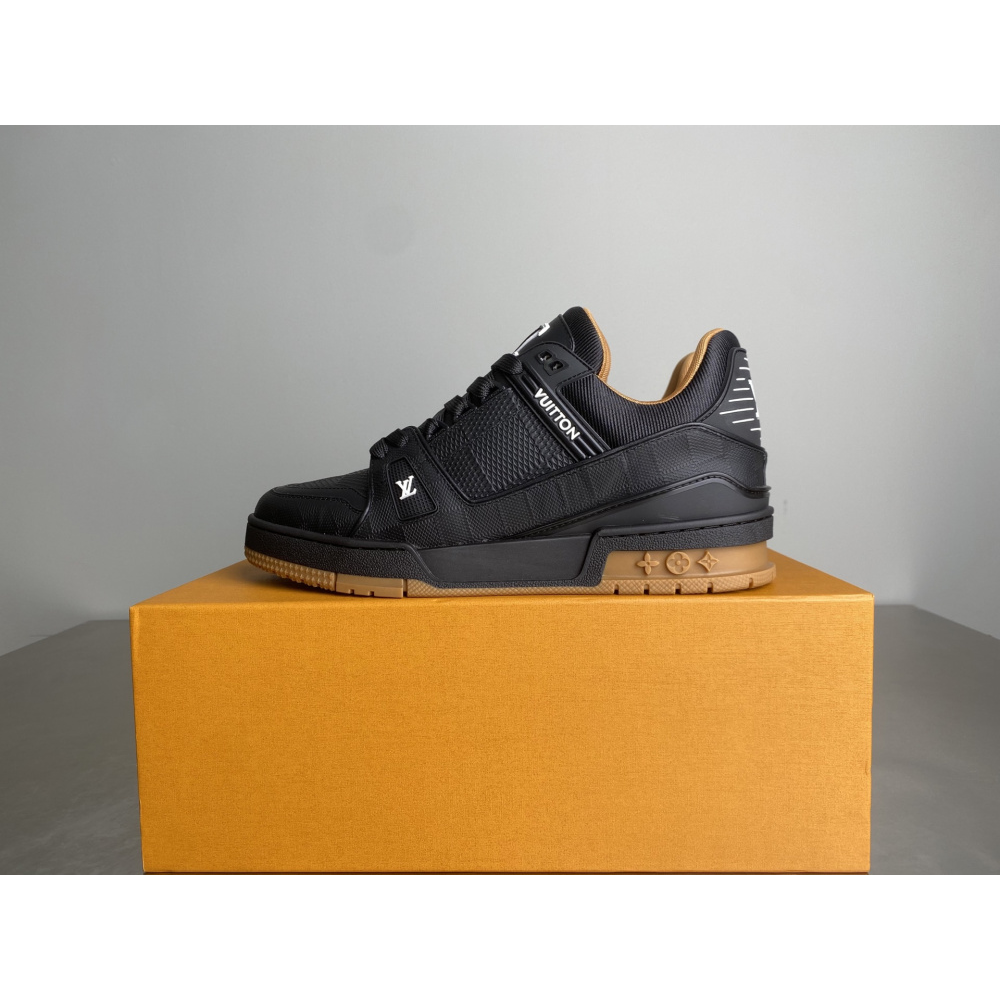 Tênis Louis Vuitton Trainer Preto Damier em relevo