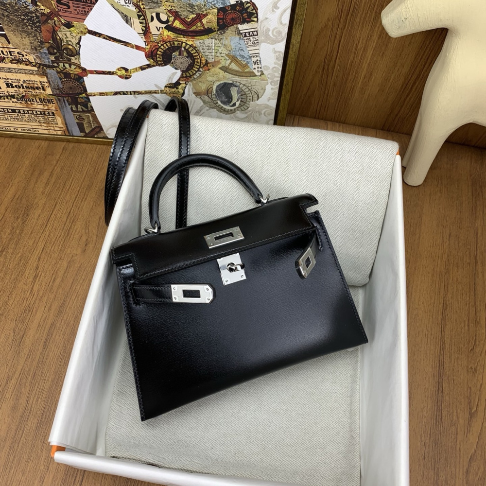 Bolsa Hermès Mini Kelly Ferragem Prata 20x15x9cm (6 cores)