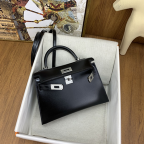 Bolsa Hermès Mini Kelly Ferragem Prata 20x15x9cm (6 cores)