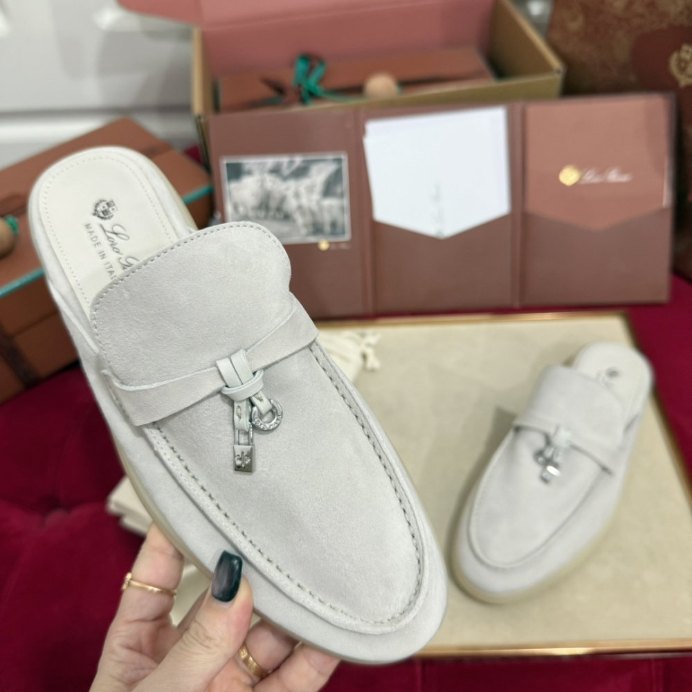 Summer Charms Walk Babouche Loro Piana Loafer Off White