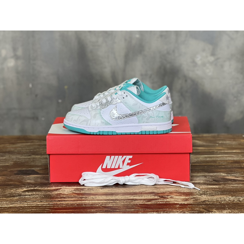 Nike SB Dunk Low Lisa Leslie
