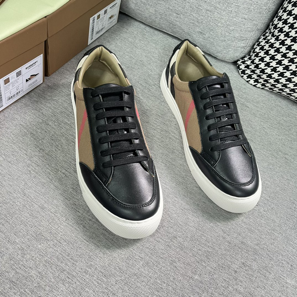 Burberry Tênis