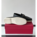 Sapato Mocassim Salvatore Ferragamo Casual Preto com Fivela Gancini