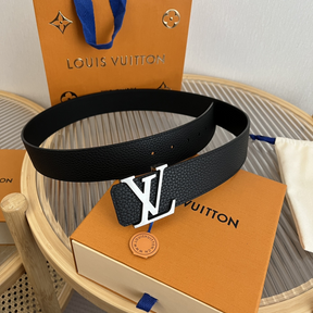 Cinto Louis Vuitton Heritage Reversível Preto Ferragem Prata 4.0cm