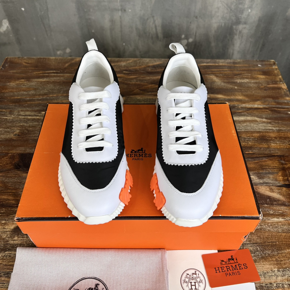 Tênis Hermès Bouncing Couro Preto/Branco/Laranja