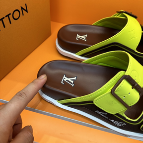 Chinelo Lv Trainer Marrom/Amarelo