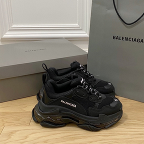 Balenciaga Triple S ALL BLACK/PRETO