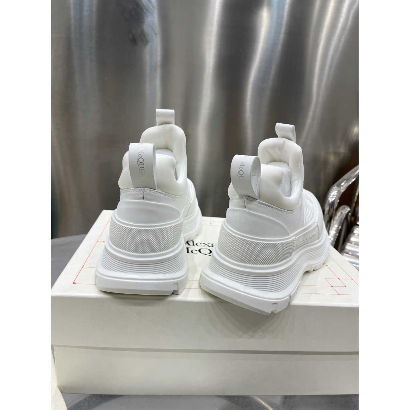 Tênis Alexander Mcqueen Tread Slick Branco