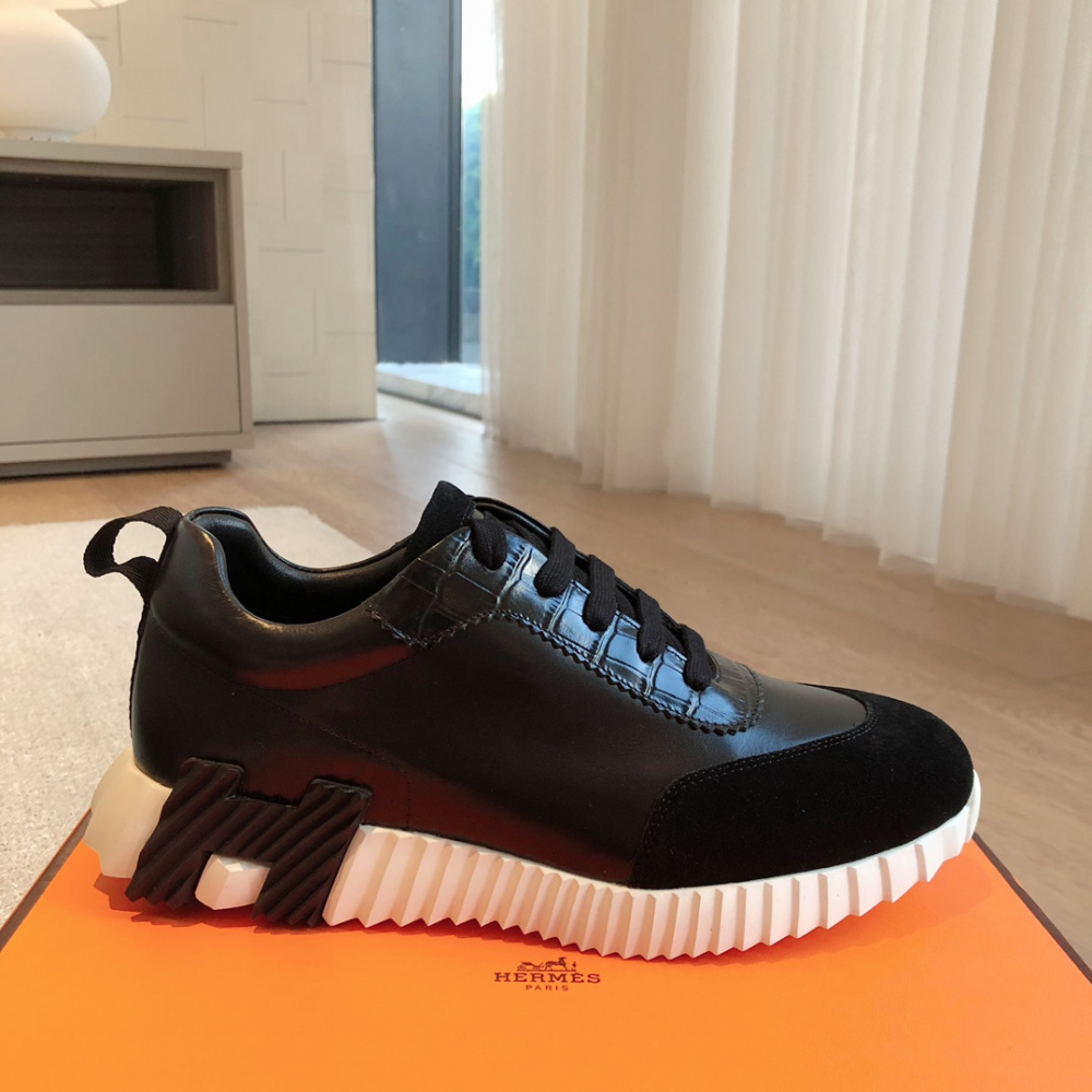 Tênis Hermès Bouncing Preto/Branco Logo Preta