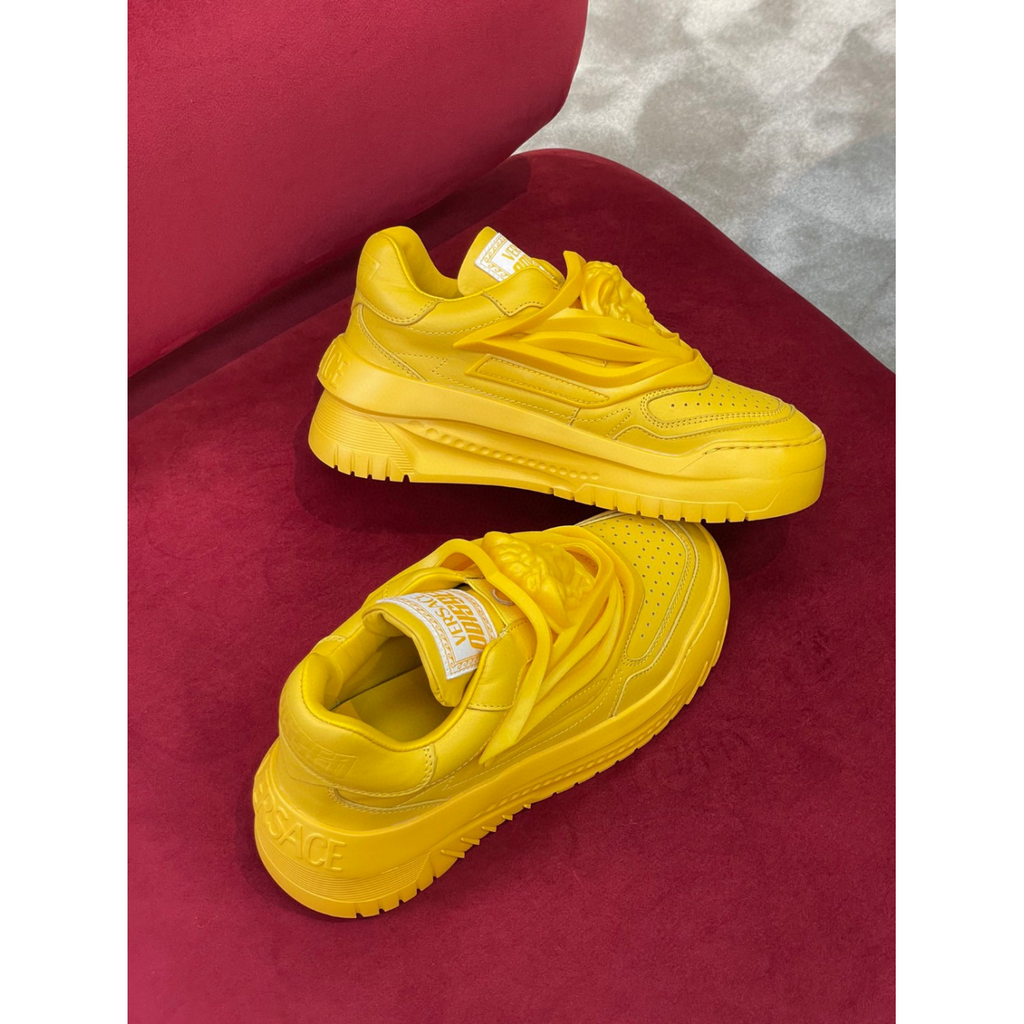 Tênis Versace Cano Baixo Odissea Amarelo