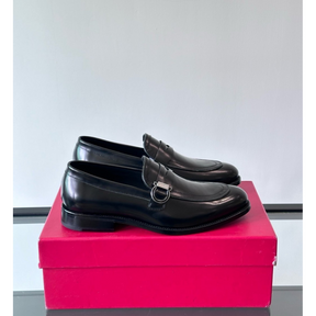 Sapato Mocassim Salvatore Ferragamo Social Preto Couro Brilhoso com Fivela Gancini