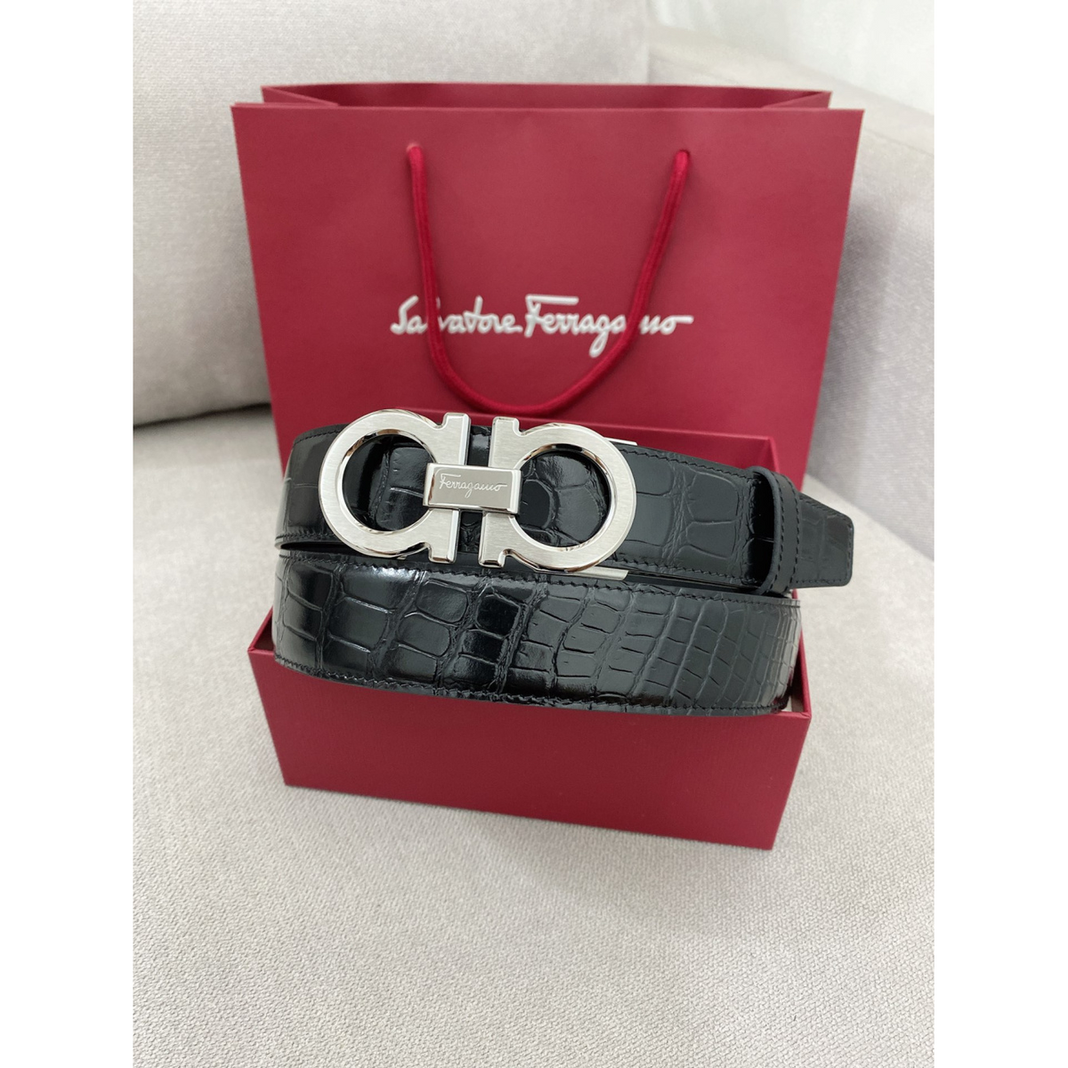 Cinto Salvatore Ferragamo Gancini Couro Croco Preto Fivela Prata 3,5cm