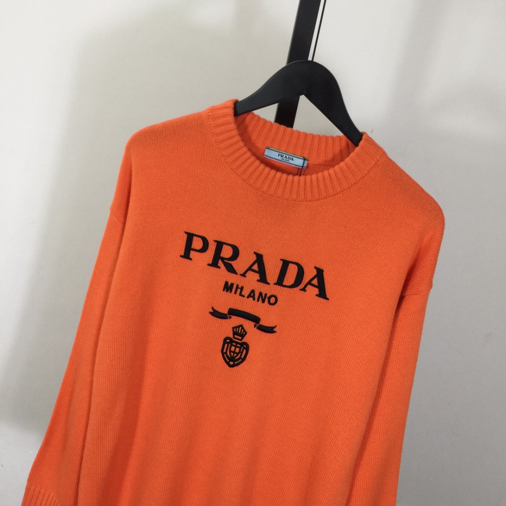 Moletom Prada com Logotipo Bordado Laranja
