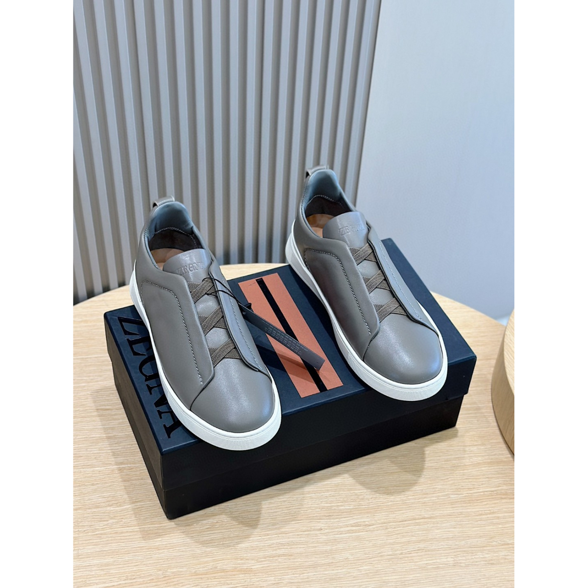 Zegna Triple Stitch Secondskin Couro Cinza Claro