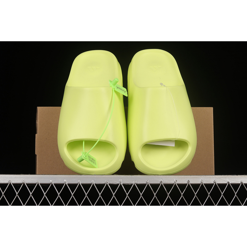 YEEZY SLIDE GLOW GREEN
