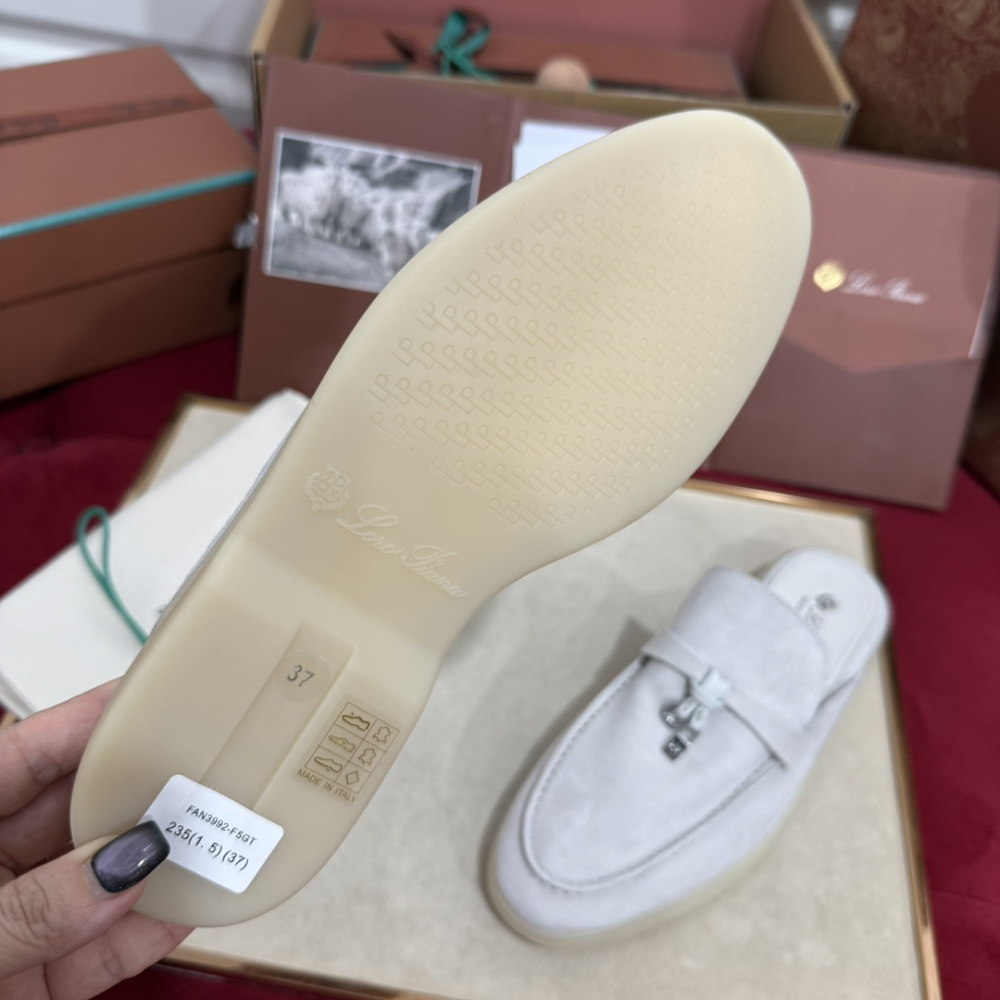 Summer Charms Walk Babouche Loro Piana Loafer Off White