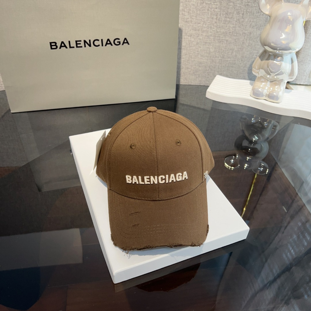 Boné Balenciaga em Tecido Algodão Marrom