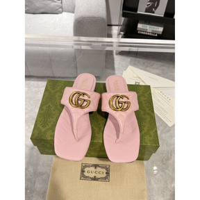 Sandália Gucci com Double G Rosa