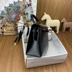 Bolsa Hermès Mini Kelly Ferragem Dourada 25x19x9cm (4 cores)